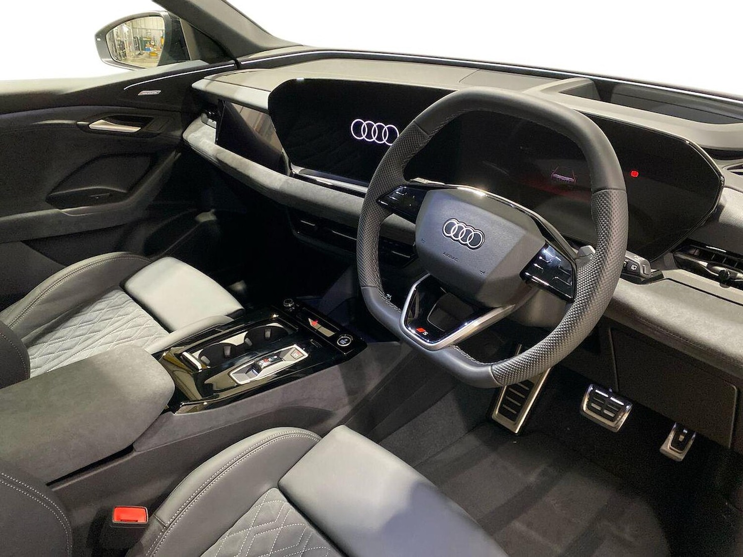 Used Audi Q6 e-tron 2025 for sale - 77643857: Photo 15