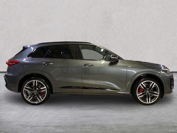 Used Audi Q5 2025 for sale - 76770089: Photo