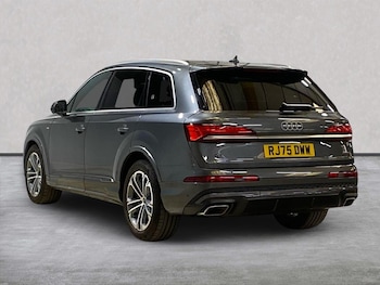 Used Audi Q7 2025 for sale - 79379827: Photo