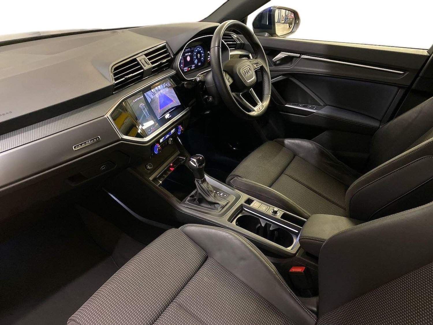Used Audi Q3 2022 for sale - 76165064: Photo 7