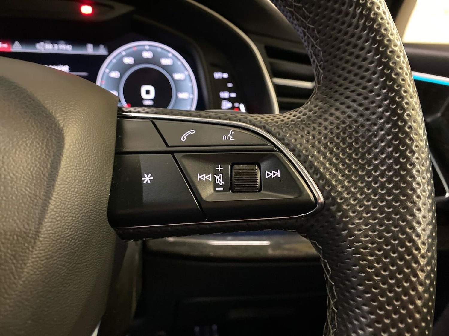 Used Audi Q7 2021 for sale - 76142921: Photo 27