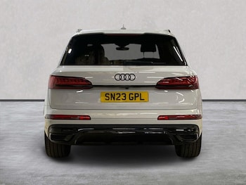 Used Audi Q7 2023 for sale - 79042375: Photo