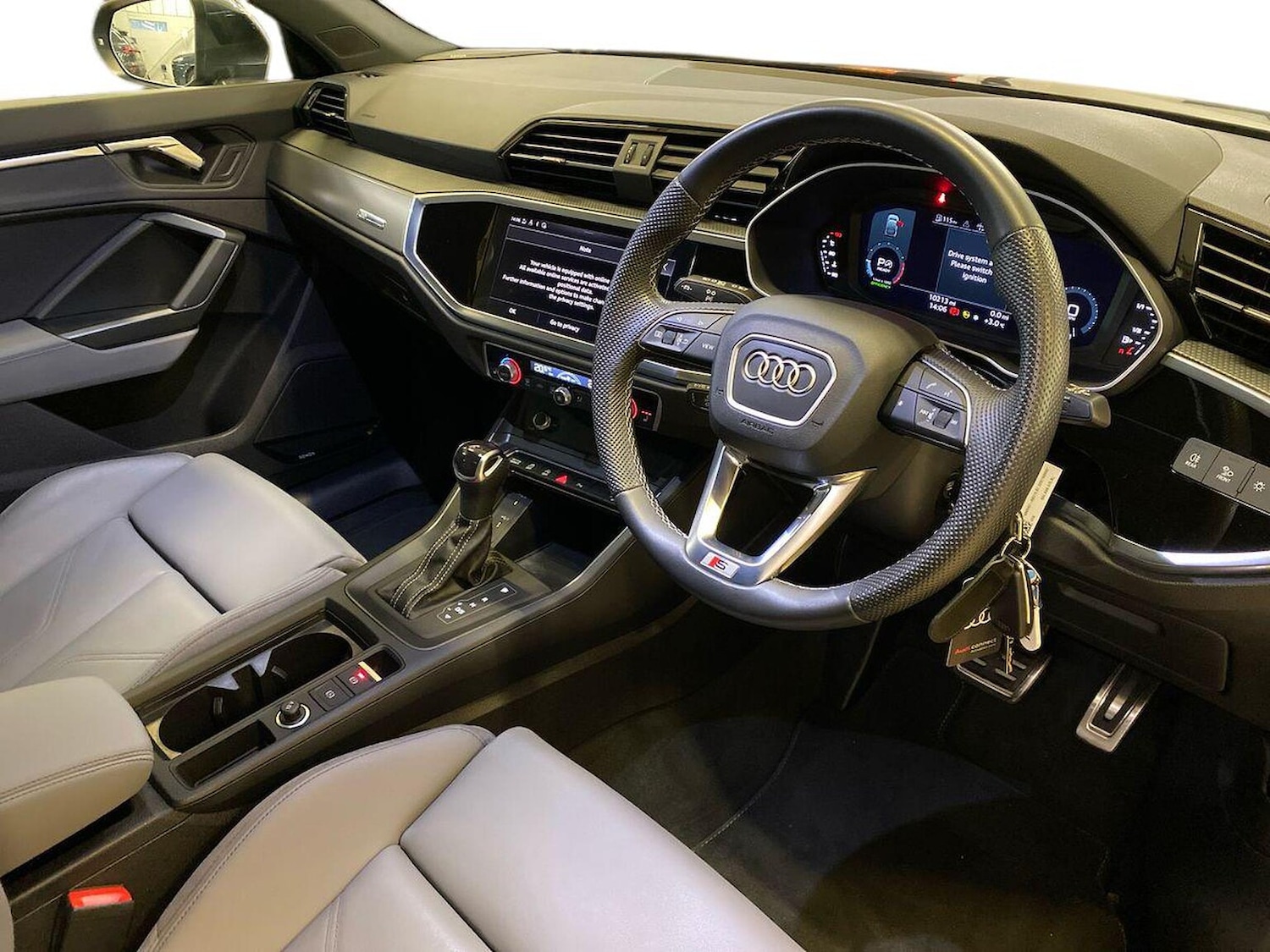 Used Audi Q3 2022 for sale - 76982912: Photo 15