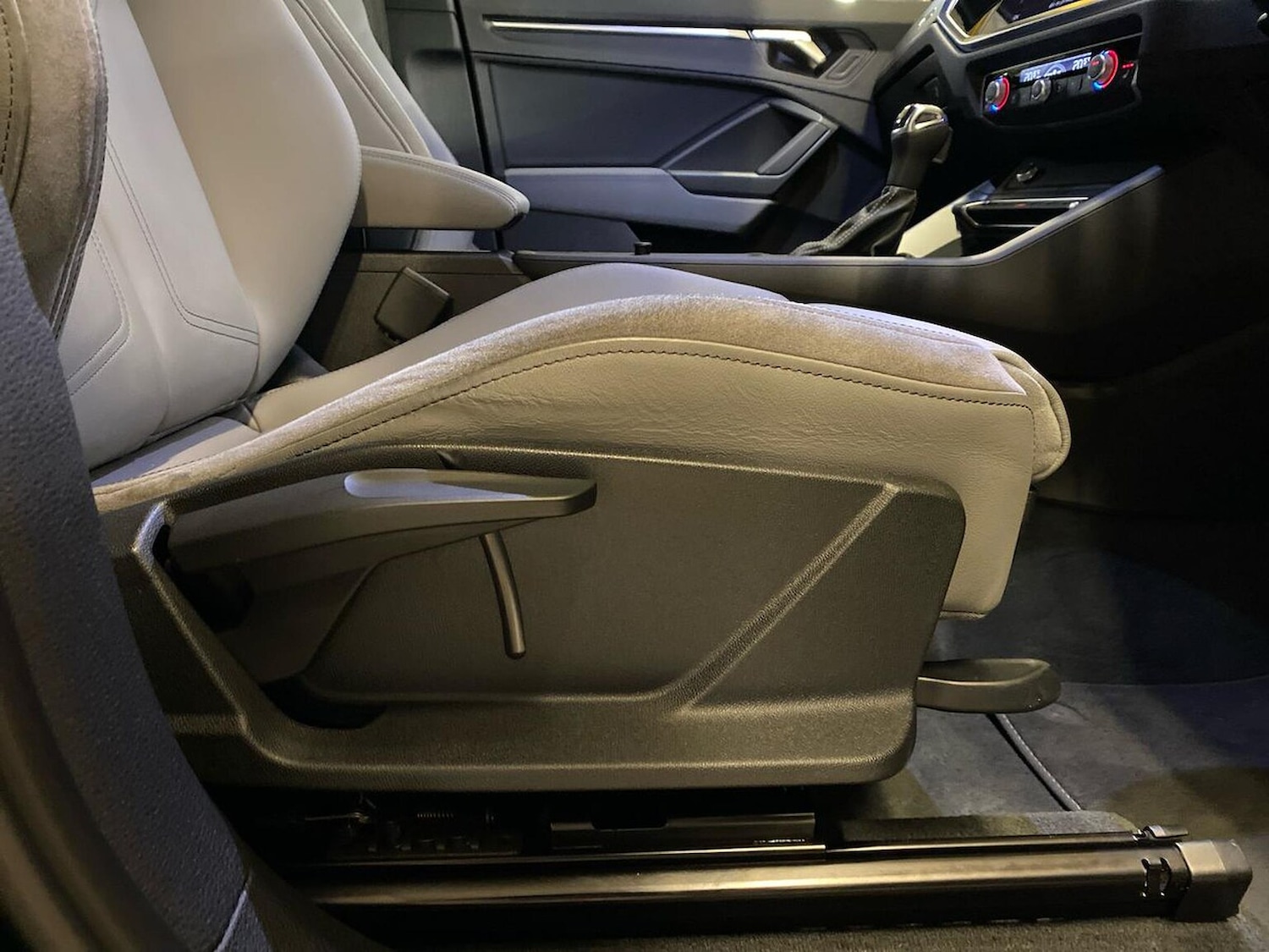 Used Audi Q3 2022 for sale - 76982912: Photo 30