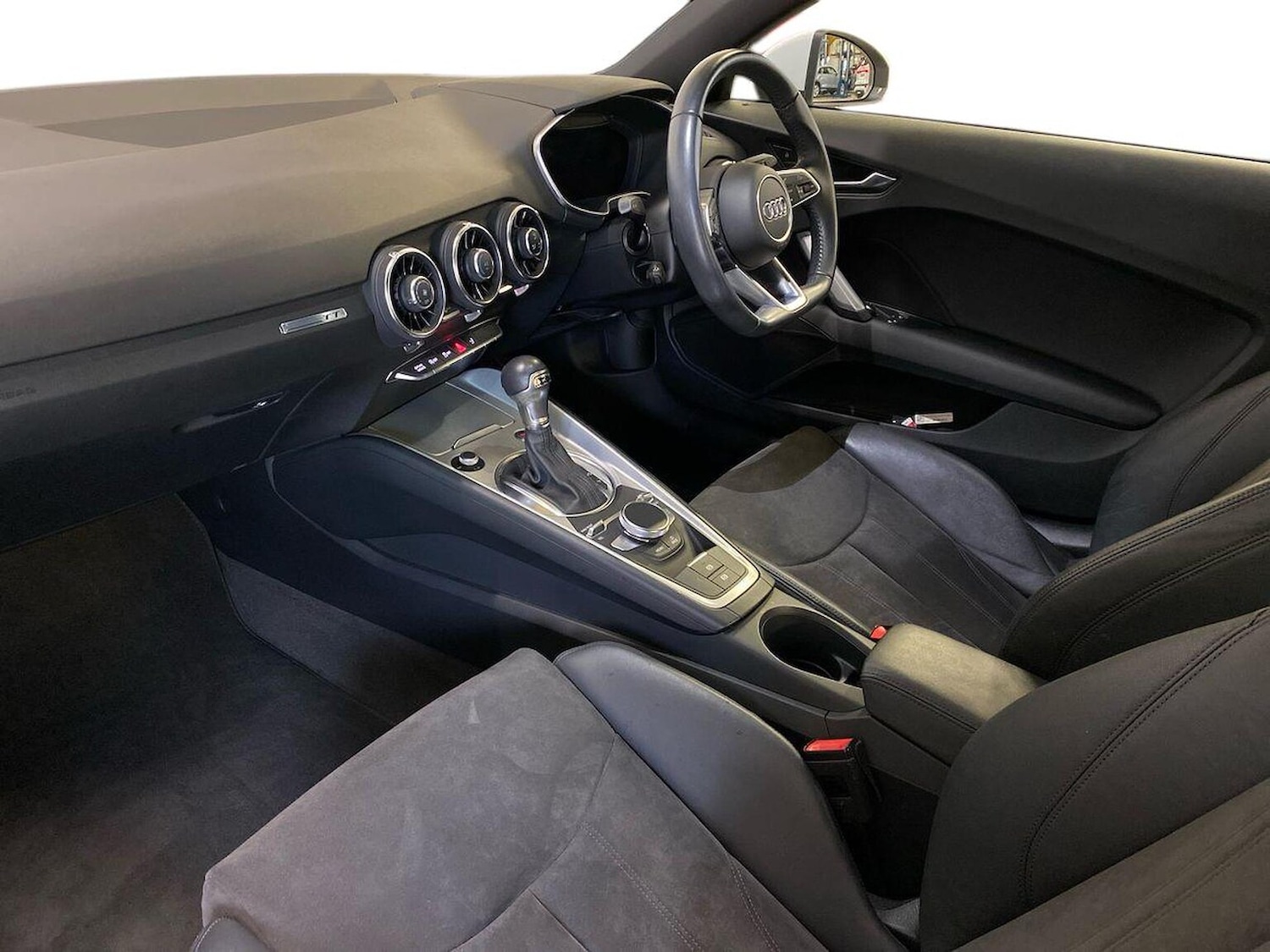 Used Audi TT 2021 for sale - 76510676: Photo 7