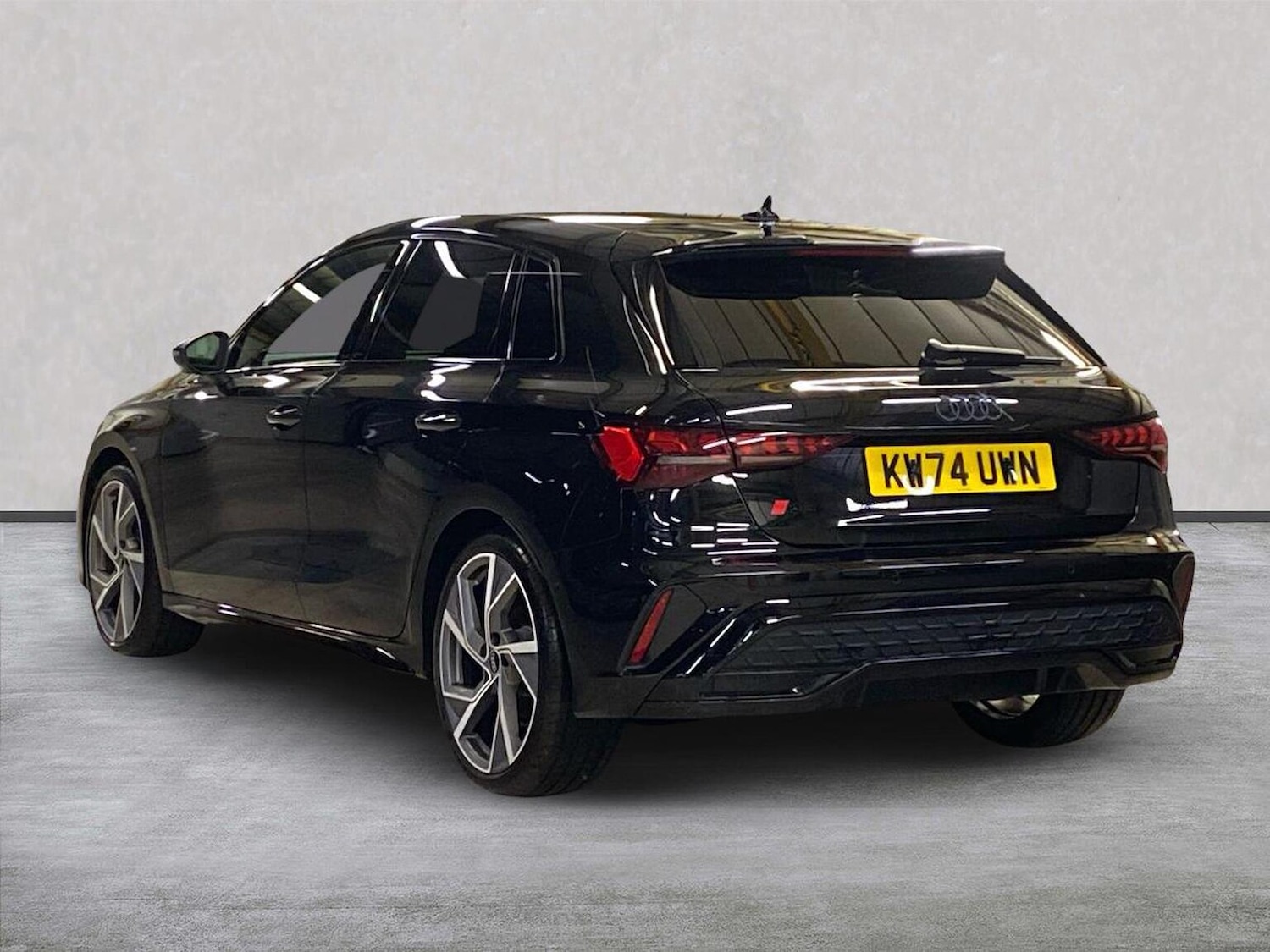 Used Audi A3 2025 for sale - 76719312: Photo 2