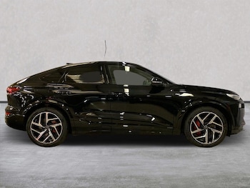 Used Audi Q6 e-tron 2025 for sale - 76770095: Photo