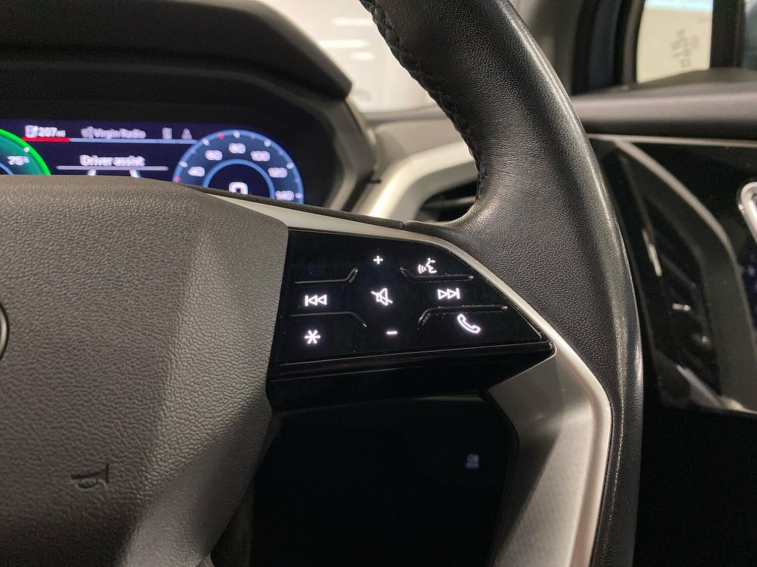 Used Audi Q4 e-tron 2023 for sale - 78191368: Photo 29