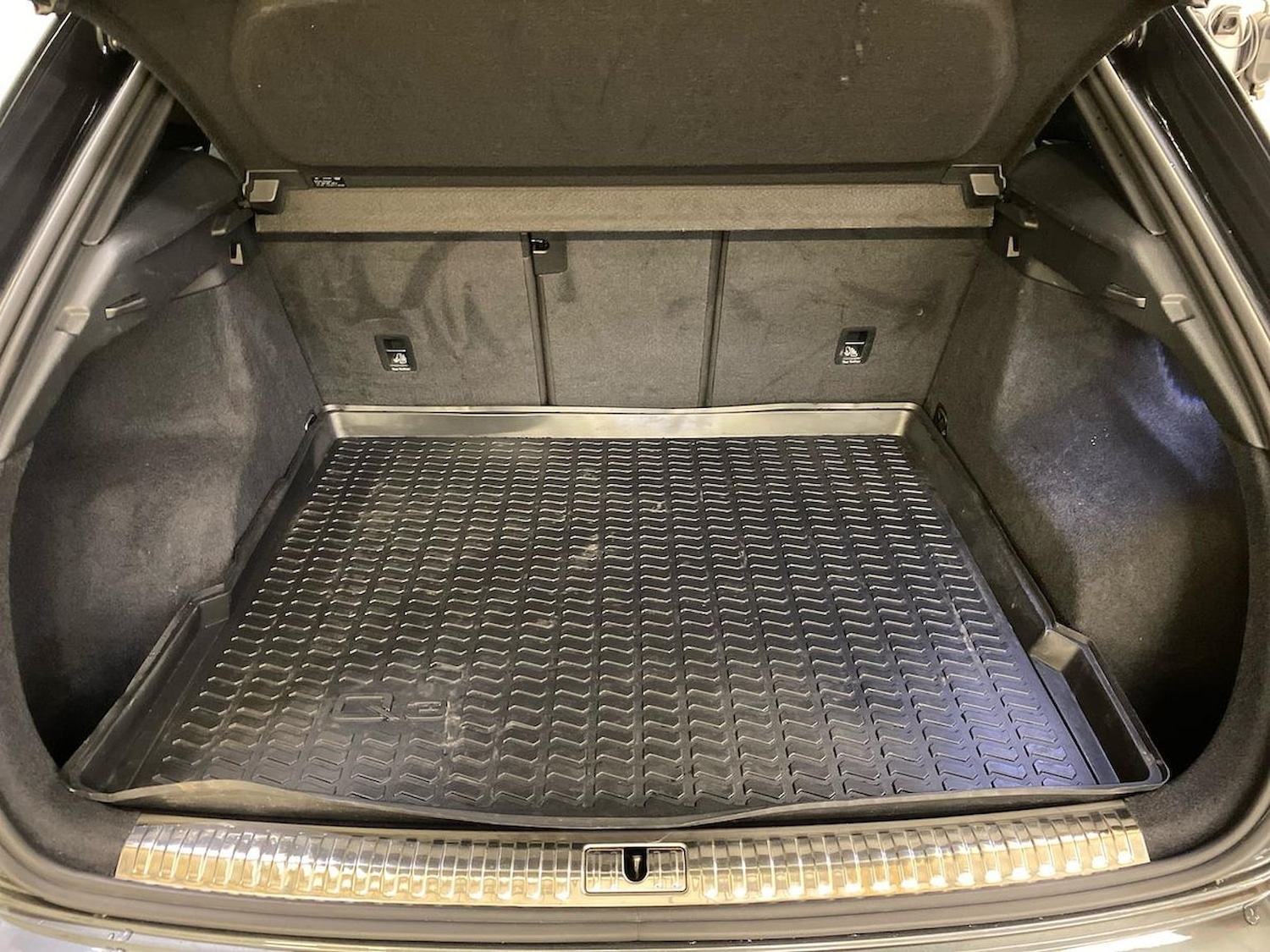 Used Audi Q3 2019 for sale - 76335192: Photo 17