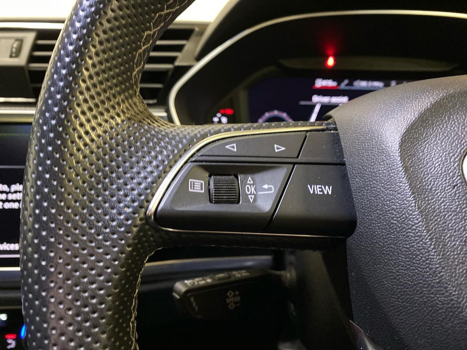 Used Audi Q3 2023 for sale - 76554316: Photo 28