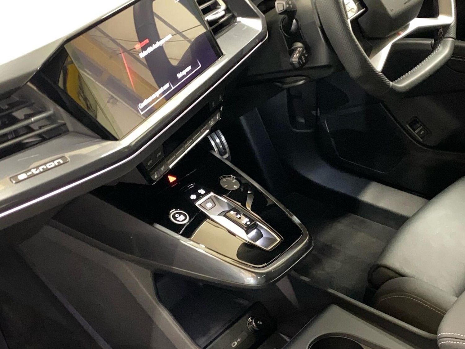 Used Audi Q4 e-tron 2025 for sale - 77962289: Photo 13