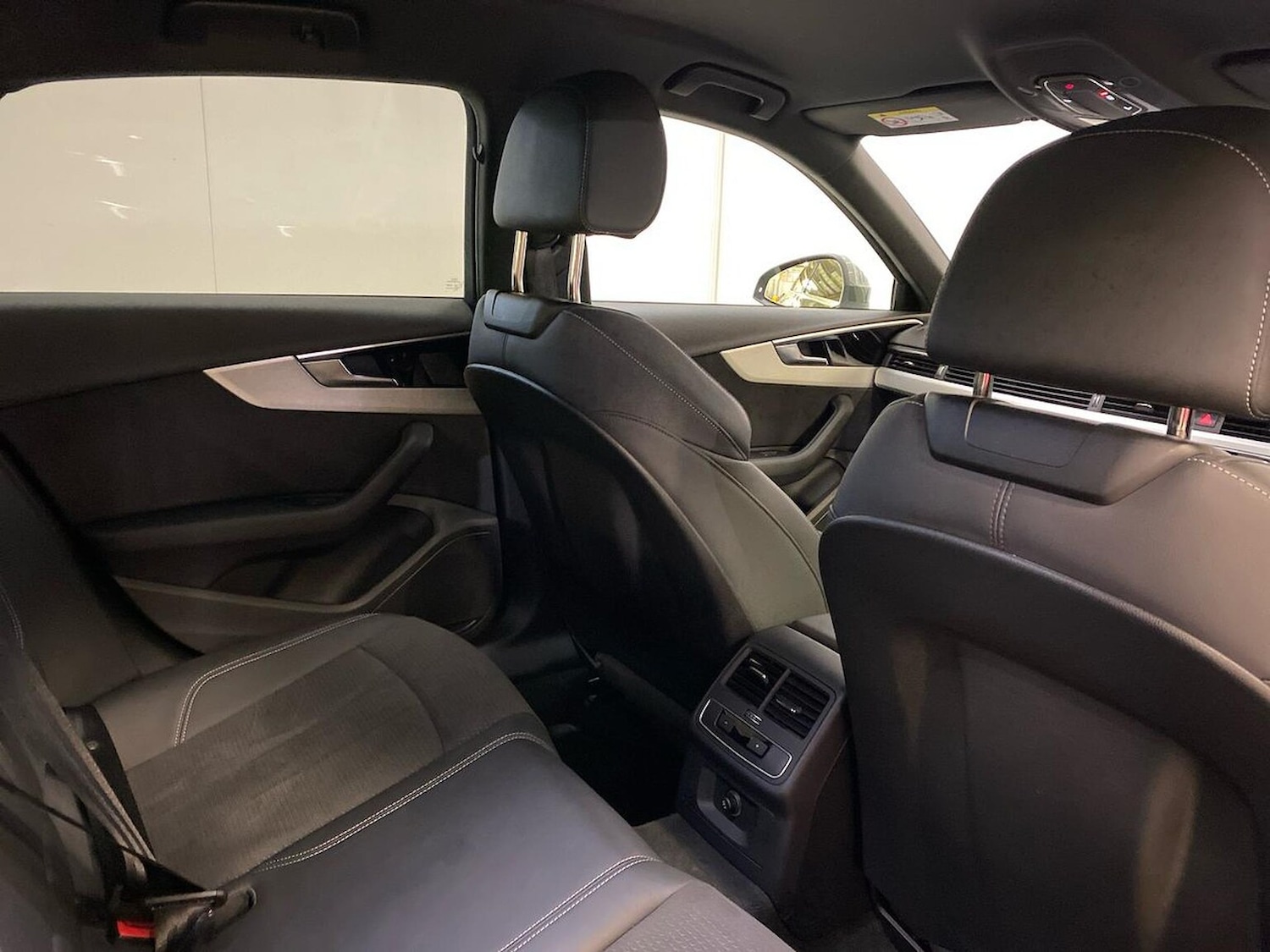 Used Audi A4 2022 for sale - 76543071: Photo 16