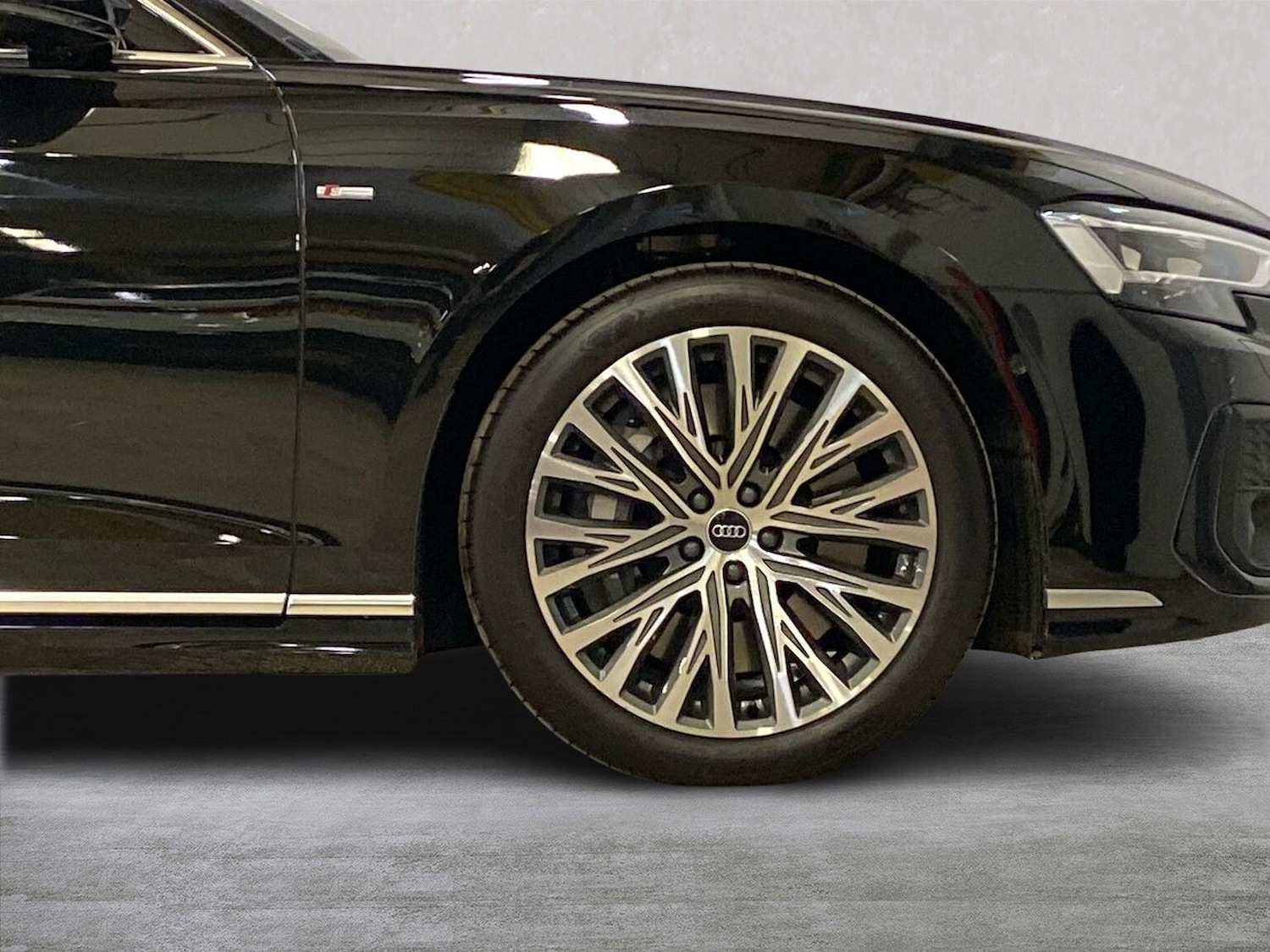 Used Audi A8 2025 for sale - 77487808: Photo 6