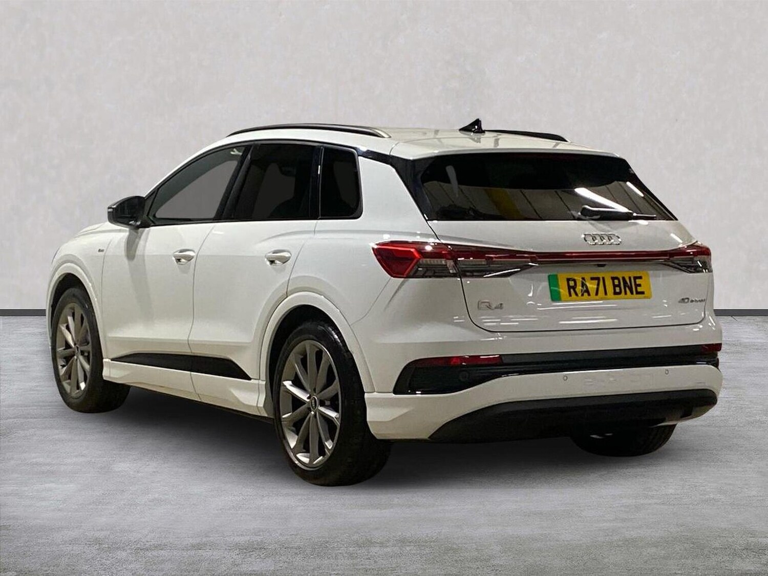 Used Audi Q4 e-tron 2022 for sale - 76906369: Photo 2