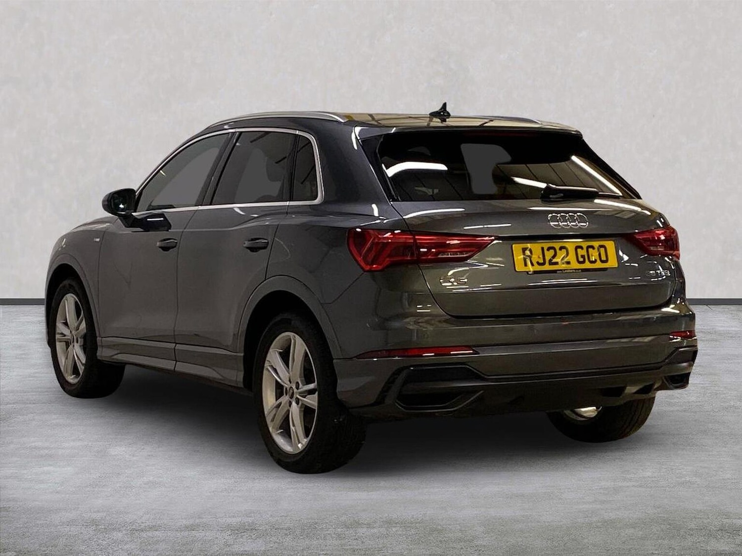 Used Audi Q3 2022 for sale - 76305455: Photo 2