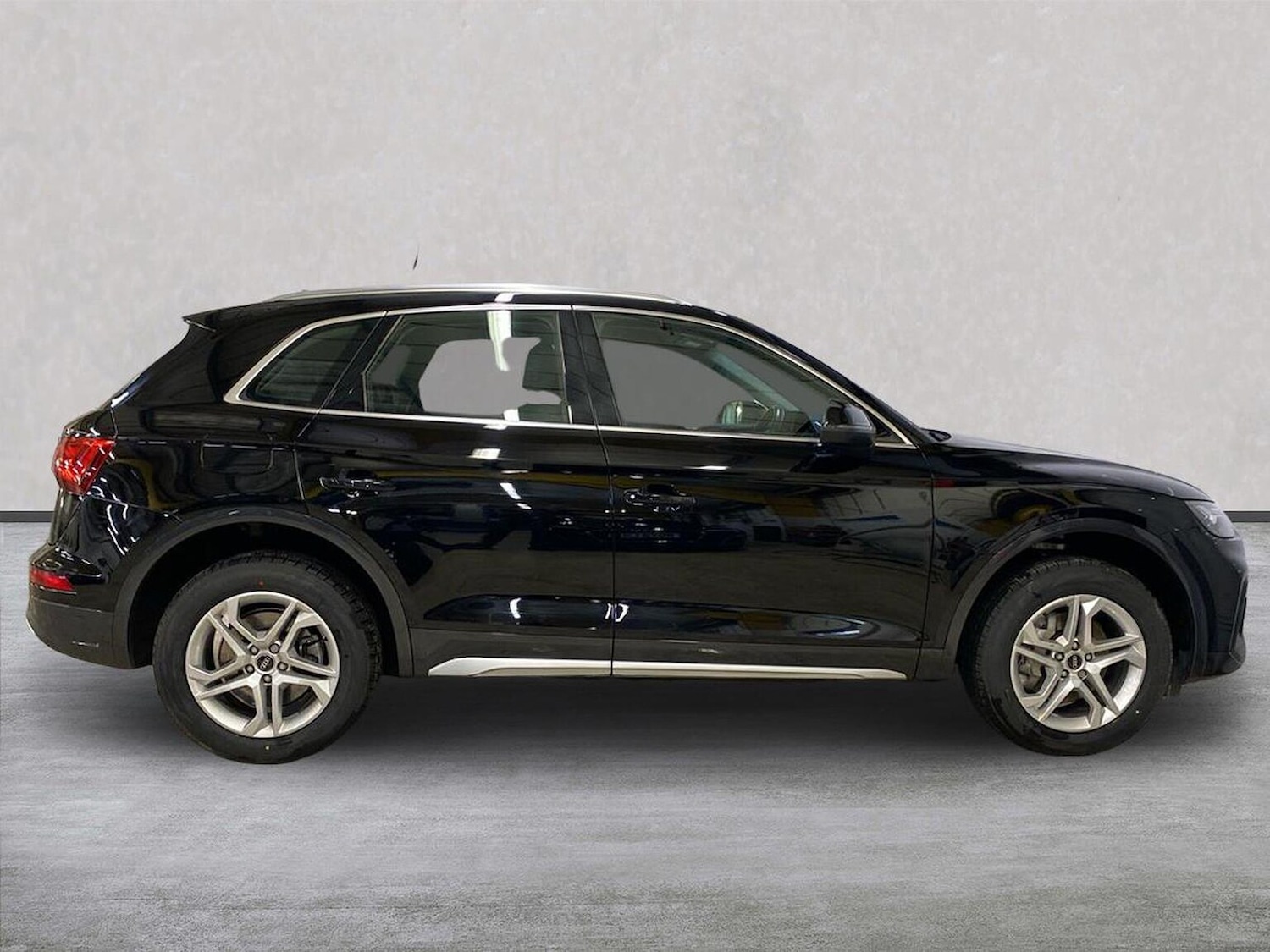Used Audi Q5 2023 for sale - 76418187: Photo 3