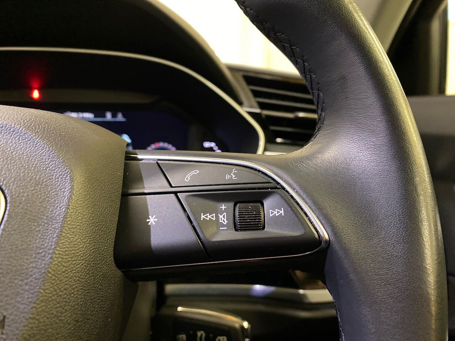 Used Audi Q3 2023 for sale - 77745137: Photo 29