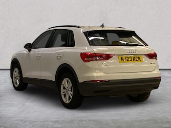 Used Audi Q3 2023 for sale - 77745137: Photo