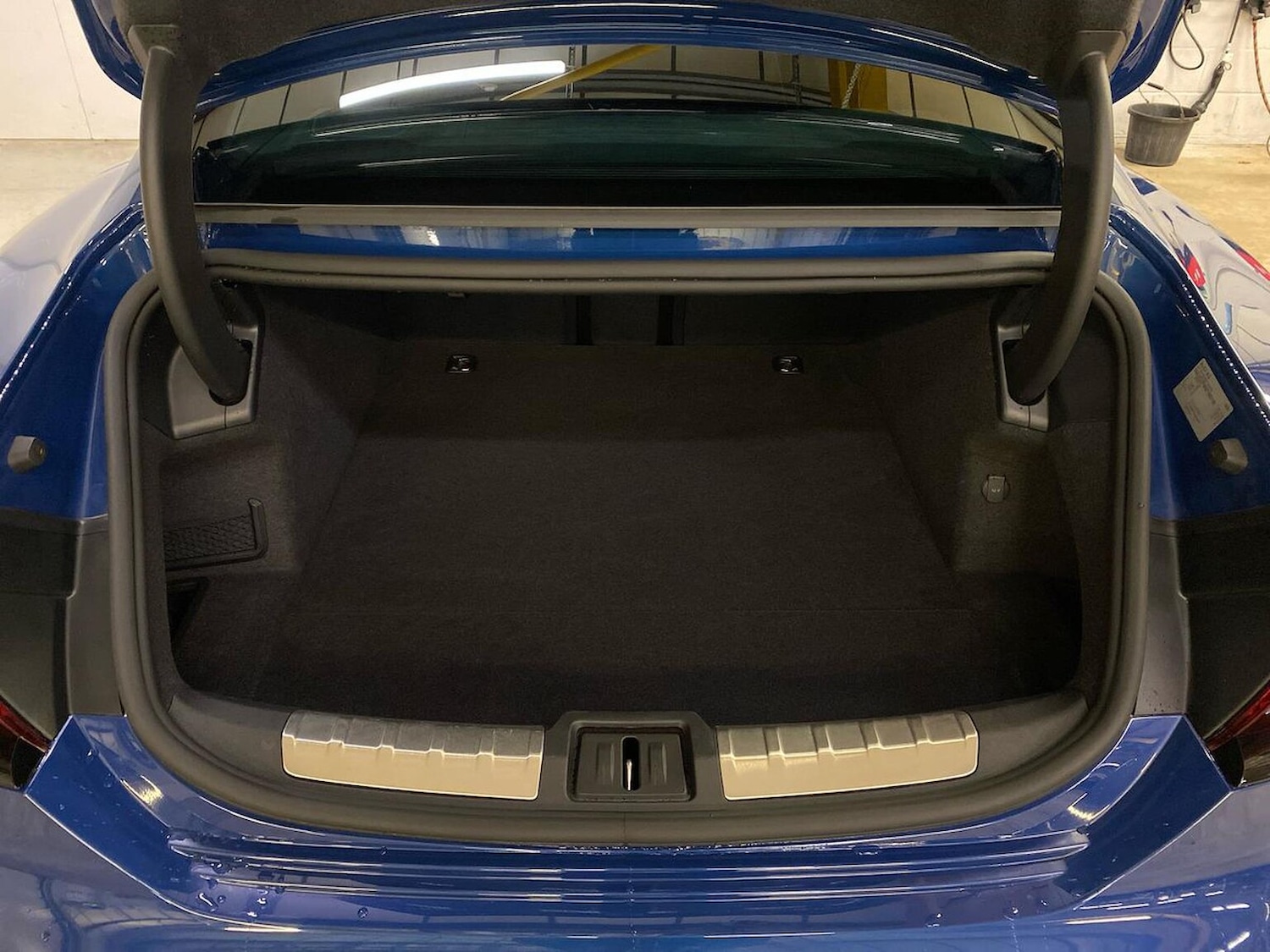 Used Audi RS e-tron GT 2023 for sale - 76392467: Photo 17