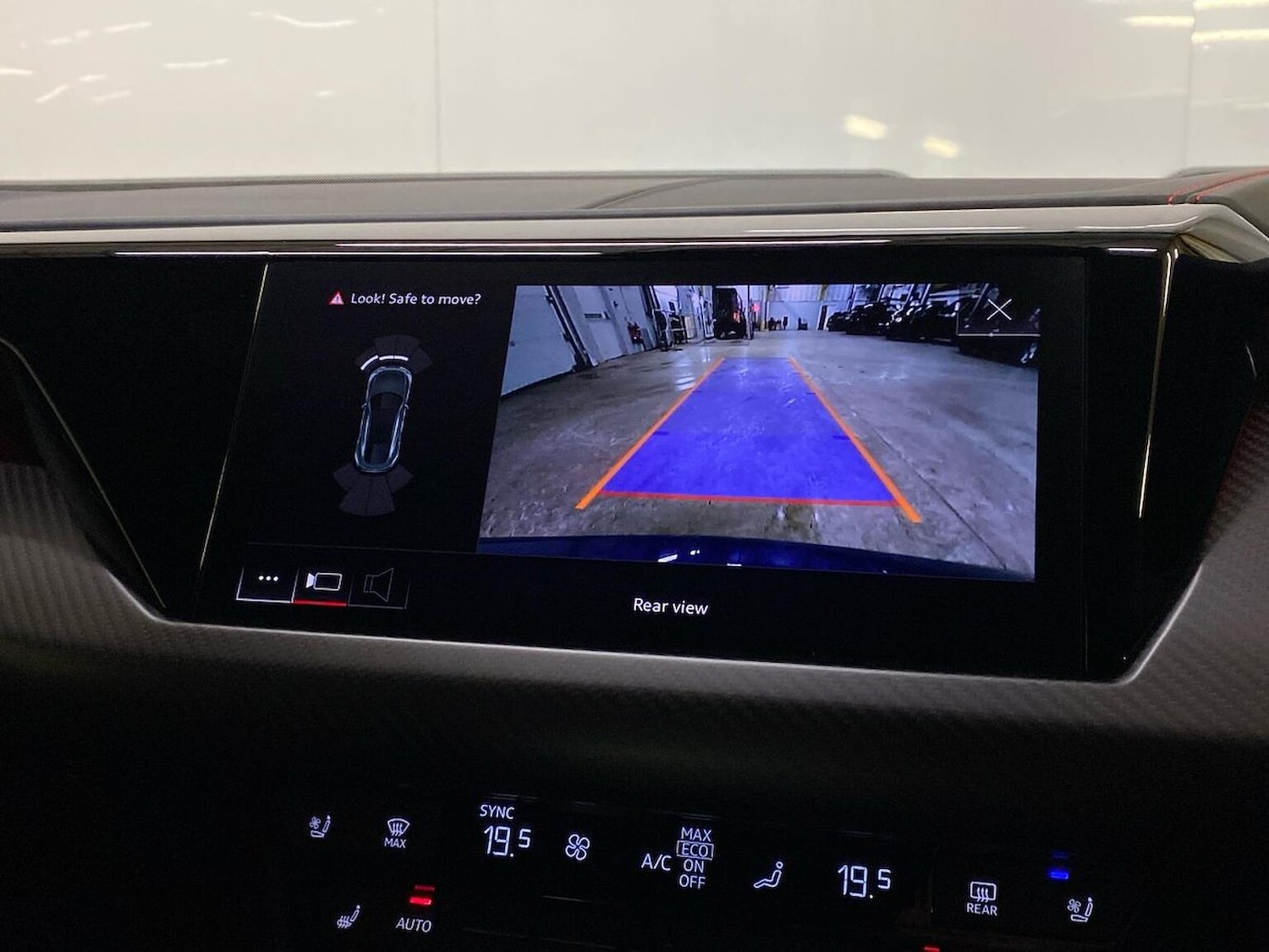 Used Audi RS e-tron GT 2023 for sale - 76392467: Photo 23