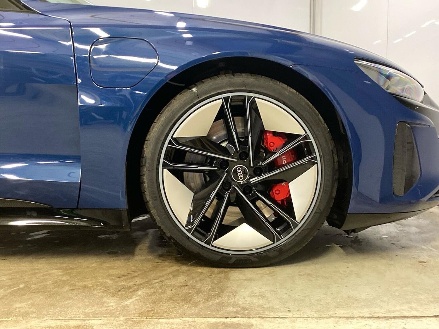 Used Audi RS e-tron GT 2023 for sale - 76392467: Photo 6