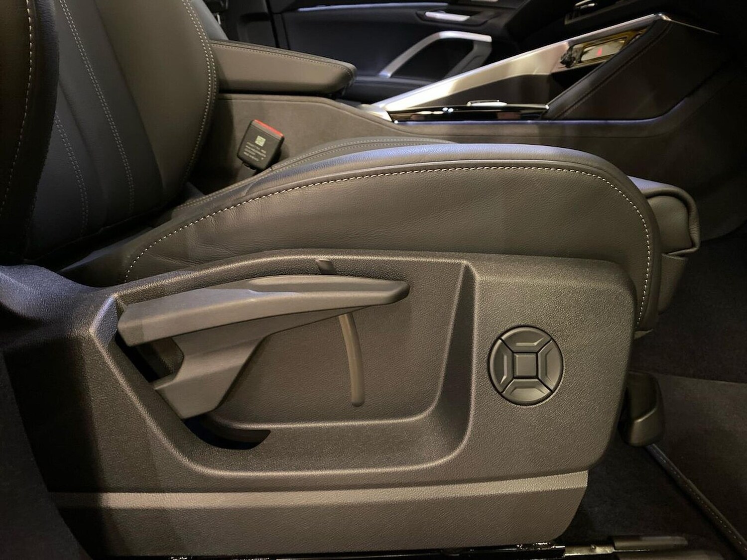 Used Audi Q5 2025 for sale - 77487867: Photo 30