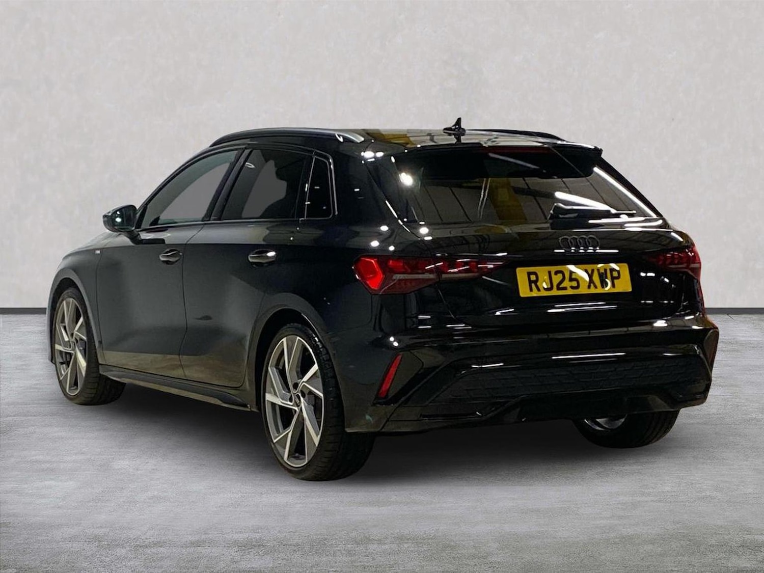 Used Audi A3 2025 for sale - 77487786: Photo 2