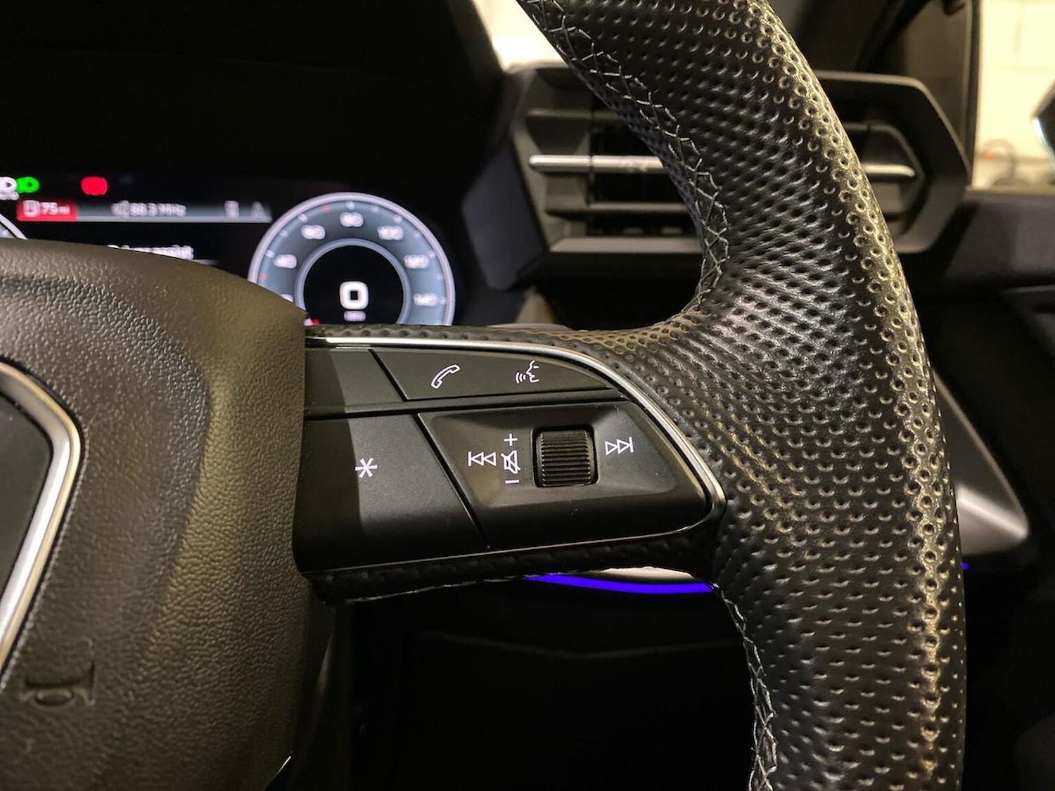 Used Audi A3 2023 for sale - 76532418: Photo 27