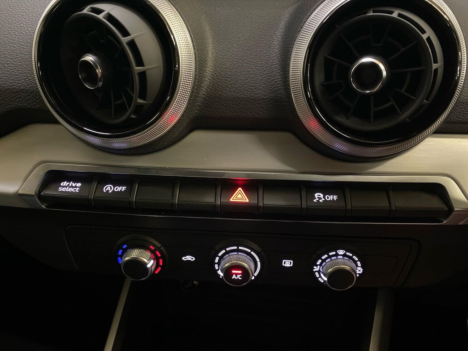 Used Audi Q2 2025 for sale - 76193212: Photo 22