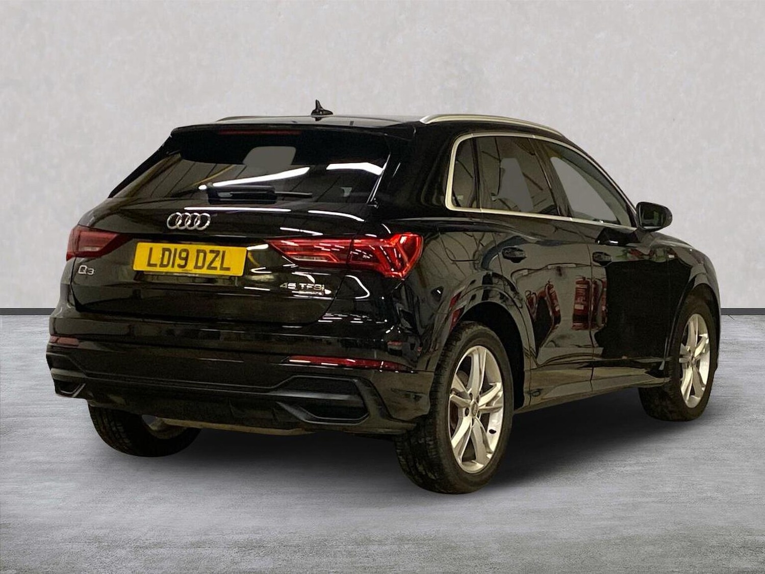 Used Audi Q3 2019 for sale - 76650191: Photo 18