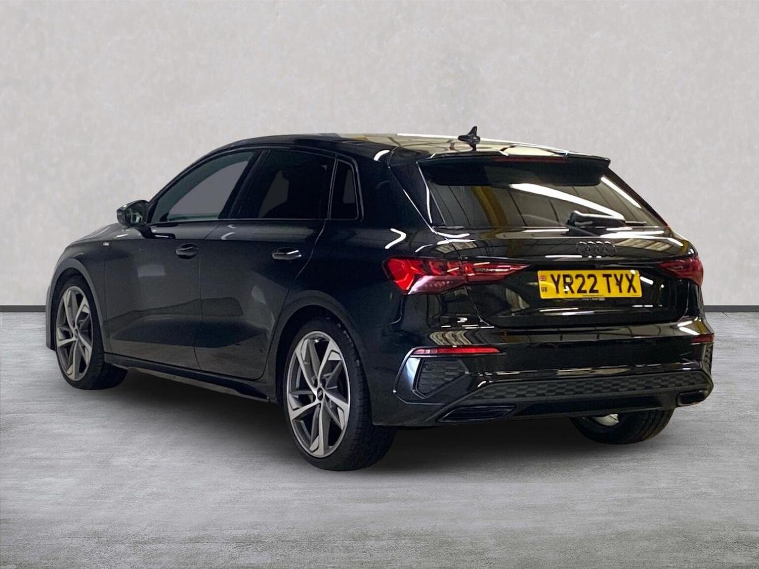 Used Audi A3 2022 for sale - 76531403: Photo 2