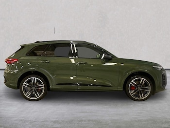 Used Audi Q5 2025 for sale - 76324589: Photo