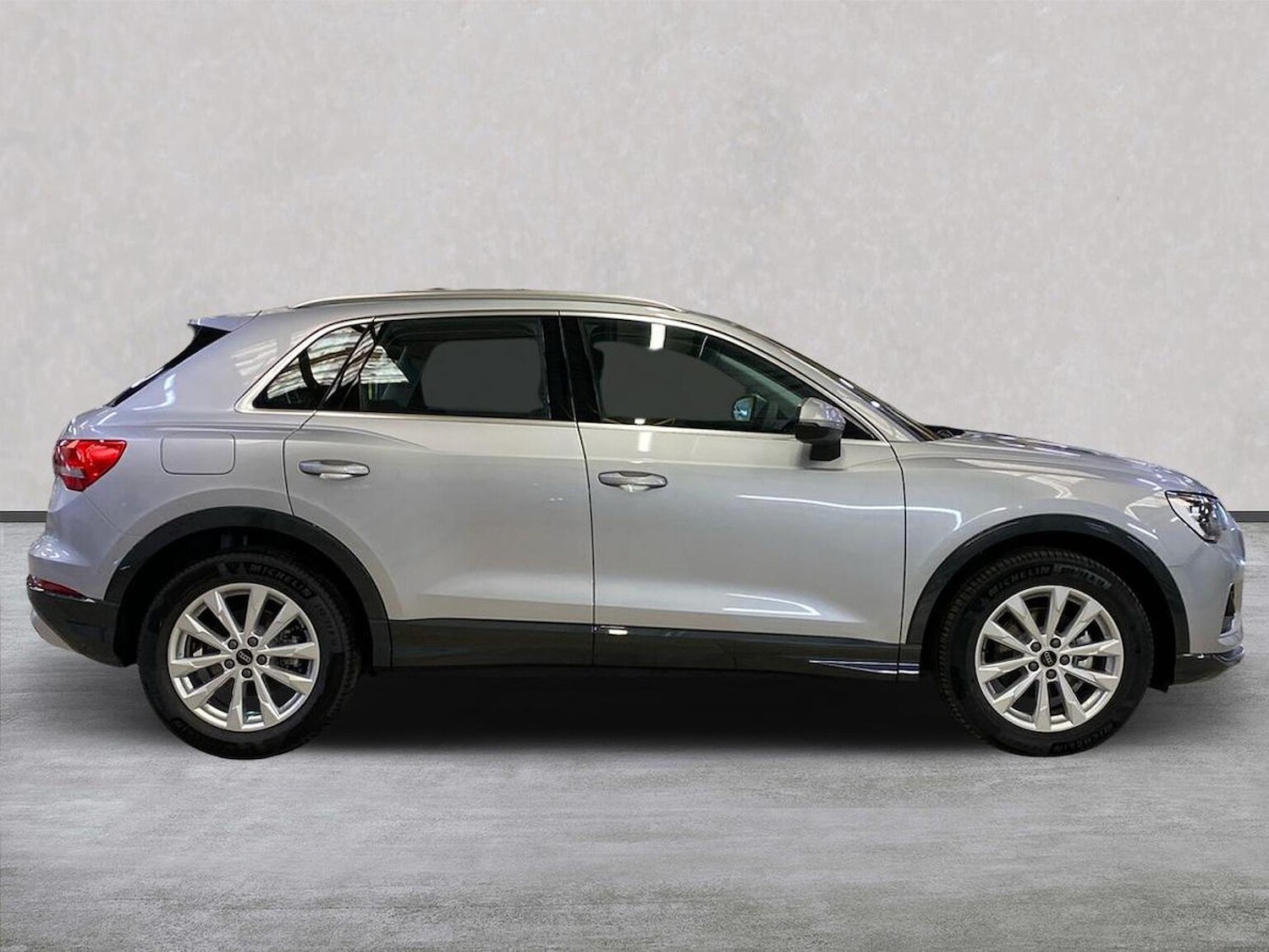 Used Audi Q3 2025 for sale - 76114308: Photo 3