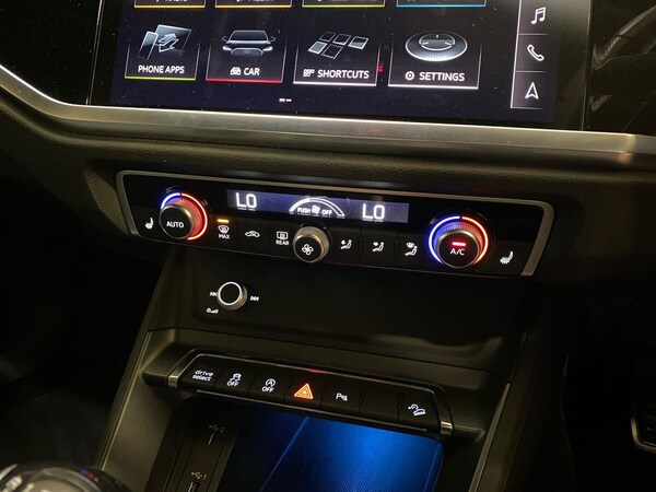 Used Audi Q3 2020 for sale - 76225149: Photo 12