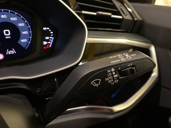 Used Audi Q3 2020 for sale - 76225149: Photo 28