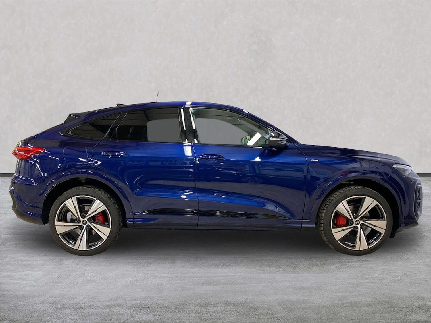 Used Audi Q5 2025 for sale - 76830699: Photo 3