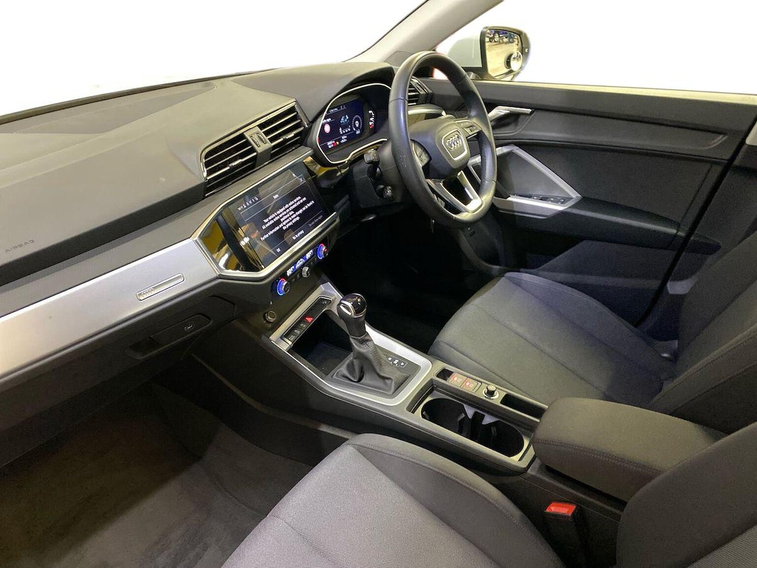 Used Audi Q3 2023 for sale - 76396865: Photo 7