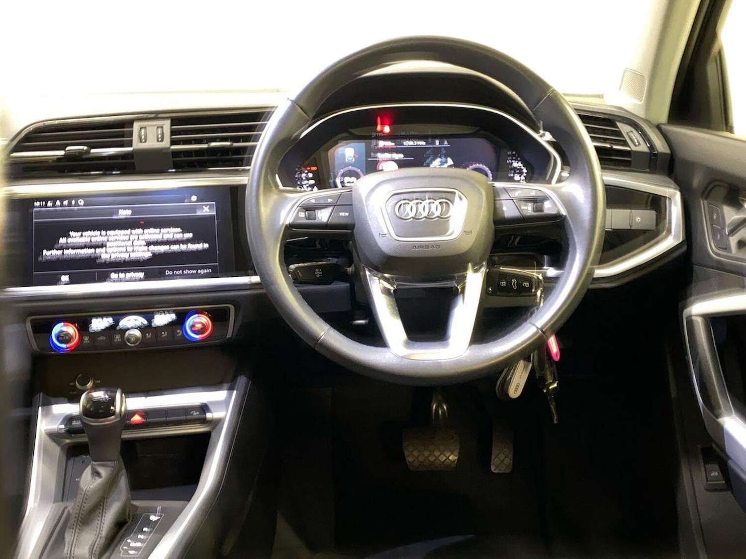 Used Audi Q3 2023 for sale - 76396865: Photo 9