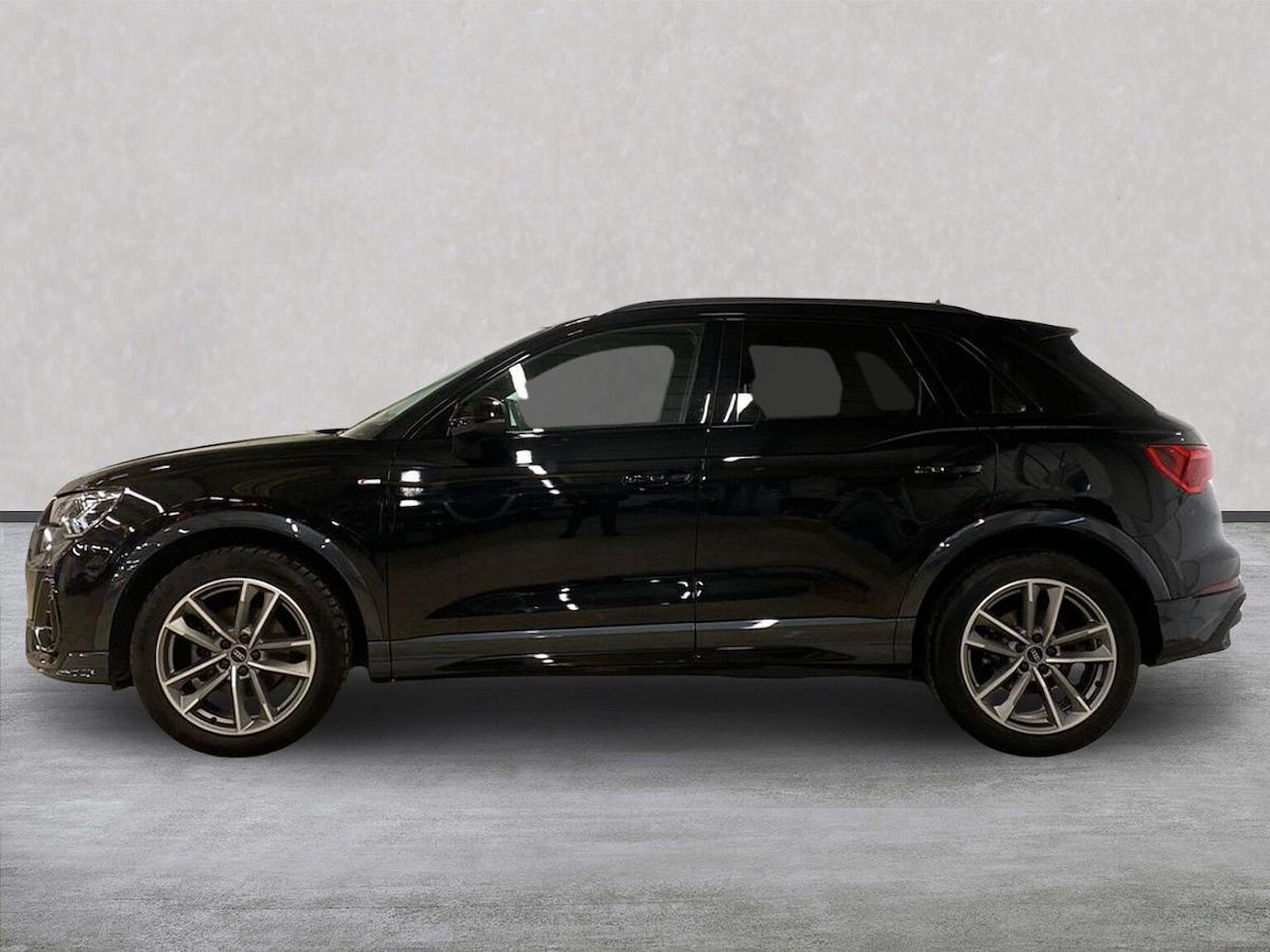 Used Audi Q3 2023 for sale - 76946998: Photo 19
