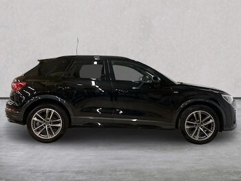 Used Audi Q3 2023 for sale - 76946998: Photo