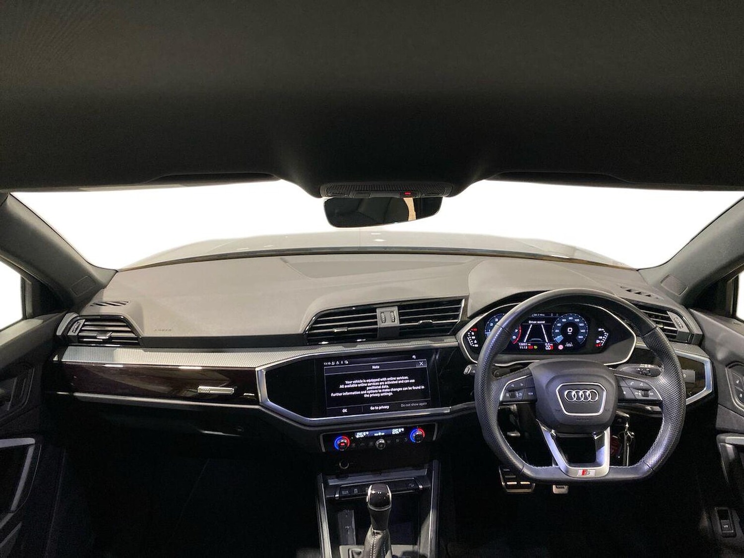 Used Audi Q3 2023 for sale - 76946998: Photo 8