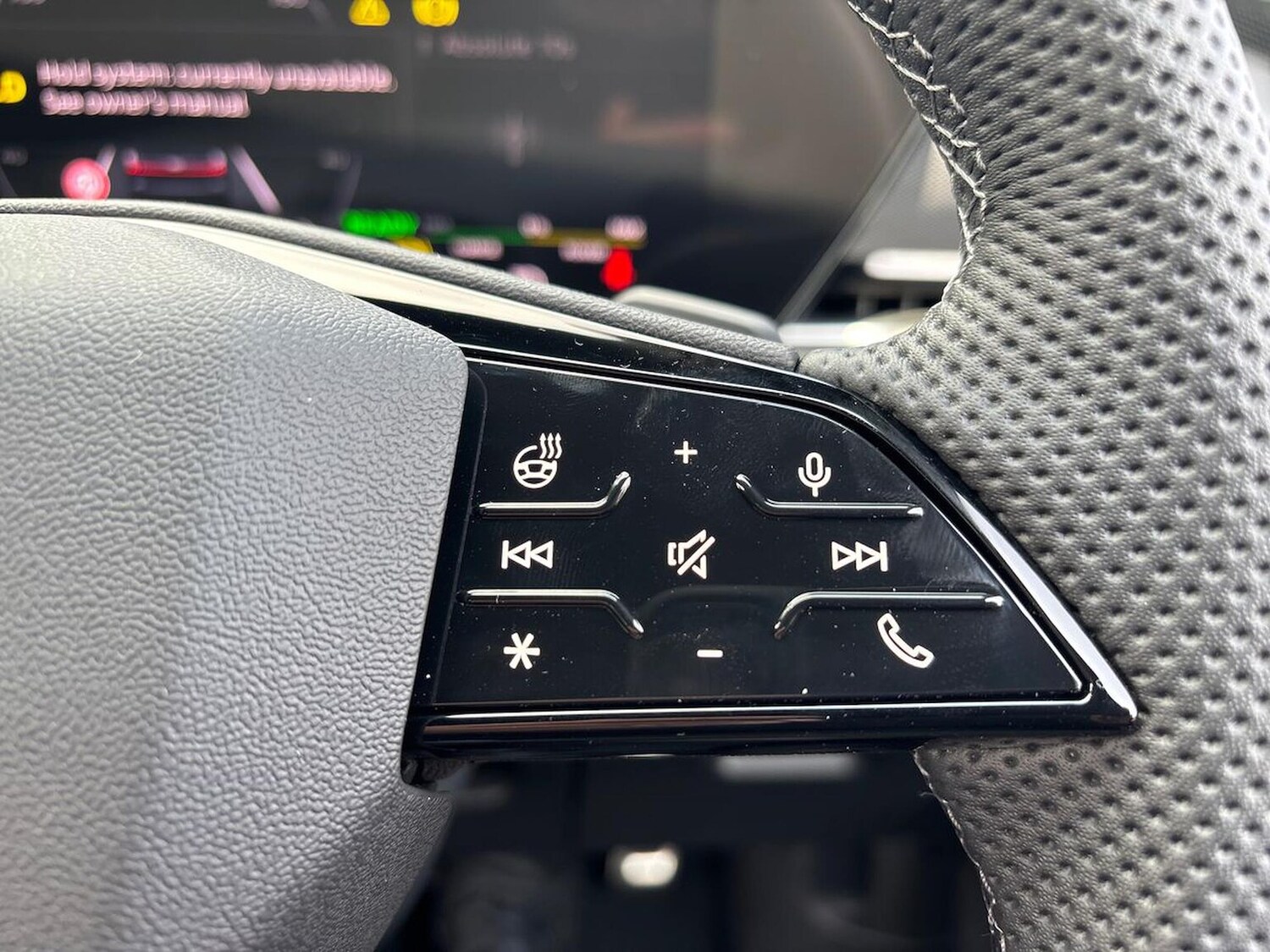 Used Audi Q6 e-tron 2025 for sale - 76770096: Photo 27