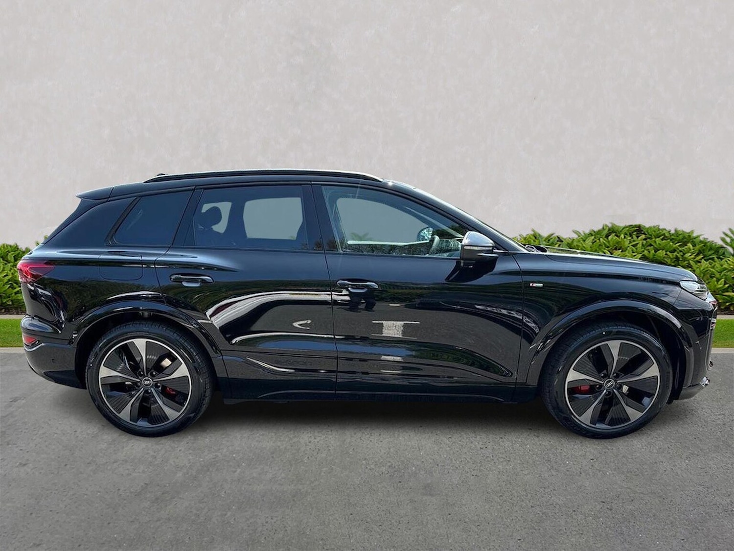 Used Audi Q6 e-tron 2025 for sale - 76770096: Photo 3