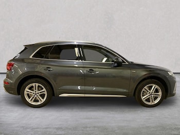 Used Audi Q5 2023 for sale - 76198498: Photo 3