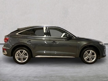 Used Audi Q5 2022 for sale - 76532442: Photo