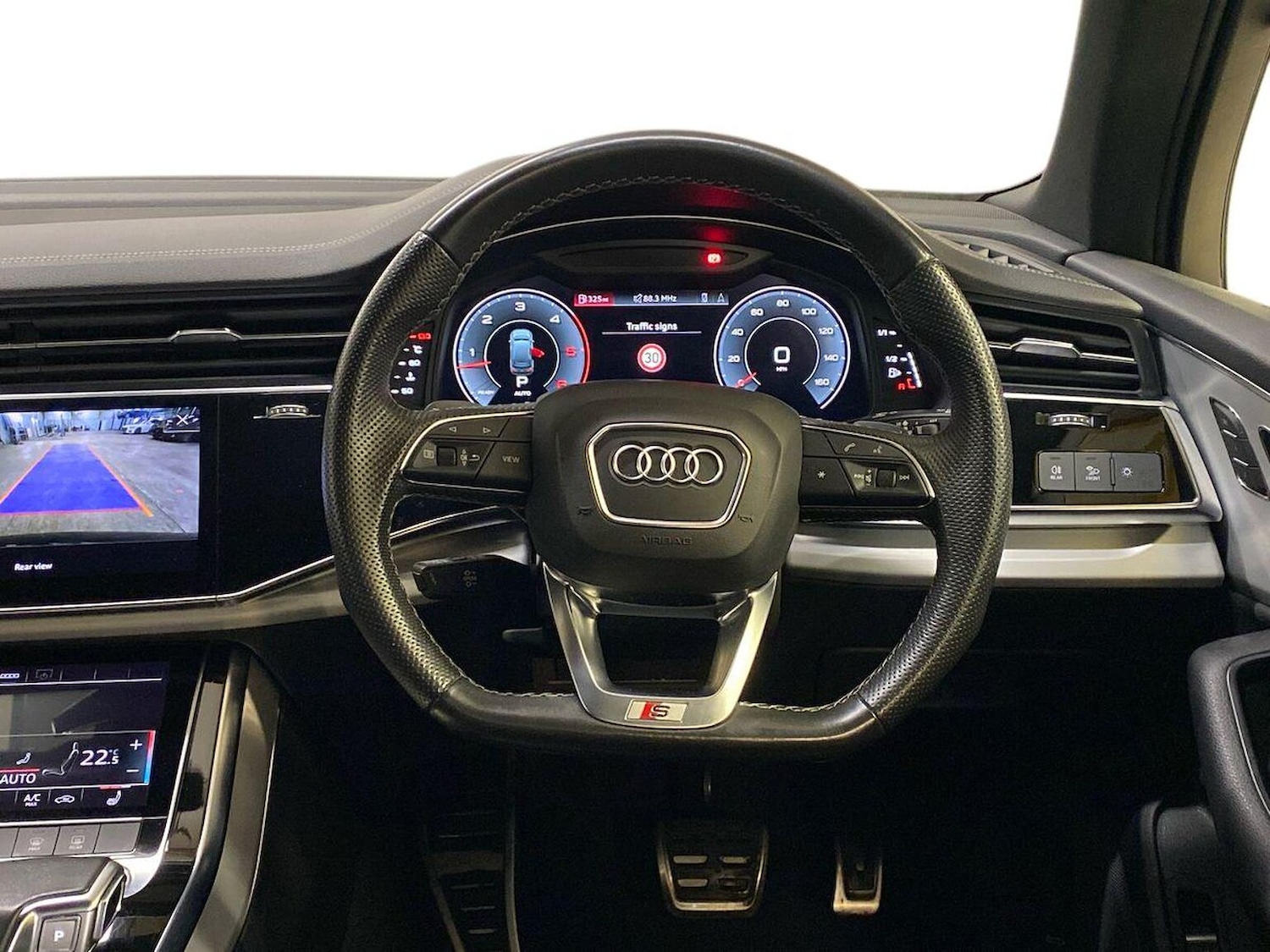 Used Audi Q7 2022 for sale - 76471094: Photo 9