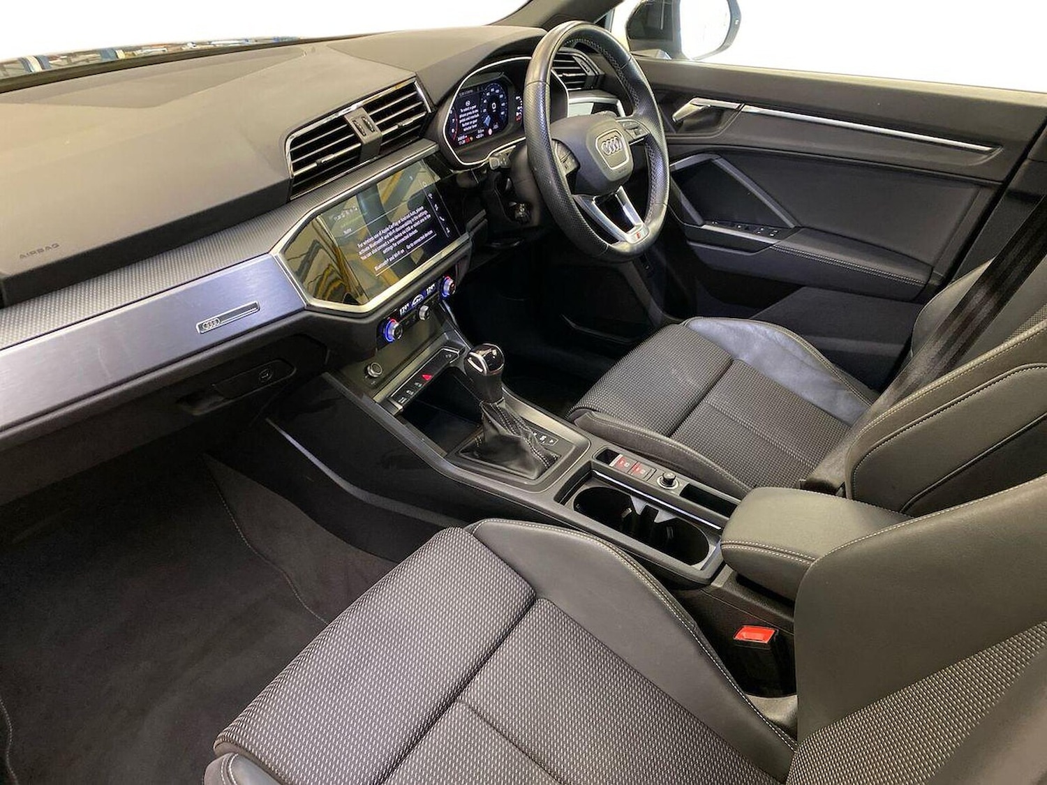Used Audi Q3 2021 for sale - 76007234: Photo 7