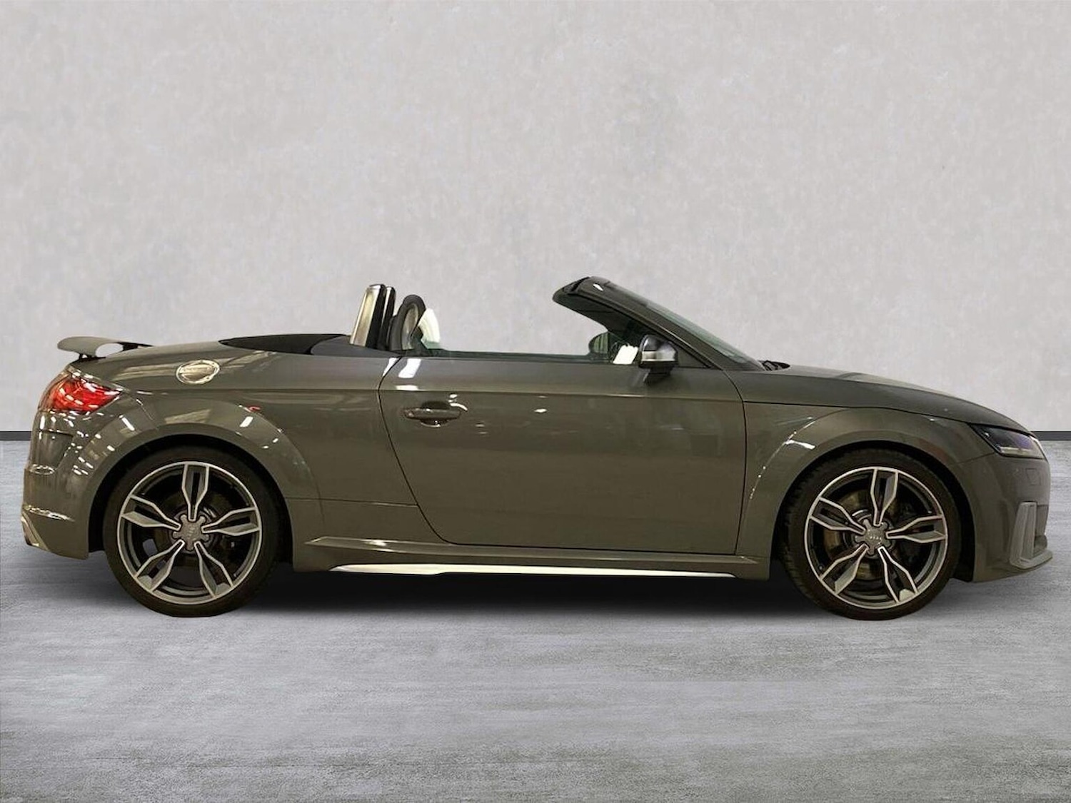 Used Audi TT 2023 for sale - 76046073: Photo 3
