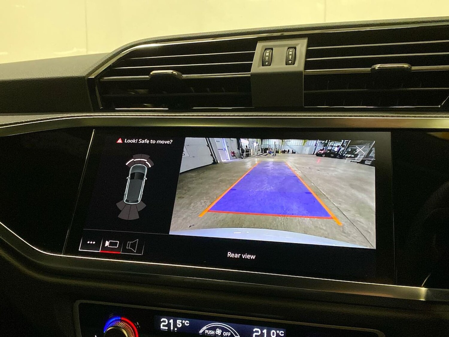 Used Audi Q3 2025 for sale - 76097086: Photo 23