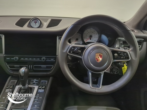 Used Porsche Macan 2020 for sale - 76123194: Photo 17